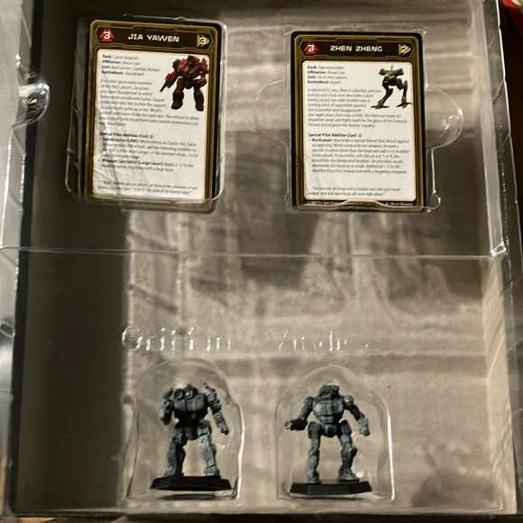 New Open Box Battletech Beginner Box by Catalyst Game Labs - Picture 6 of 16